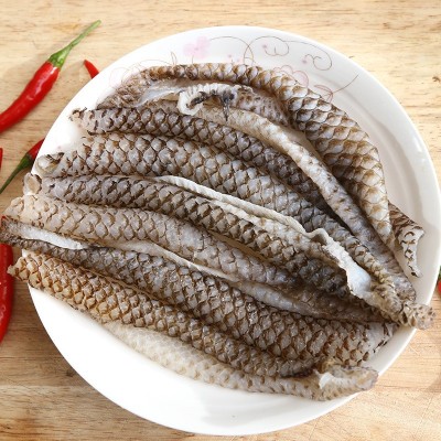 厂价直销冷冻水发产品鱼皮 自助餐特 四川火锅食材 可凉拌鱼皮图2