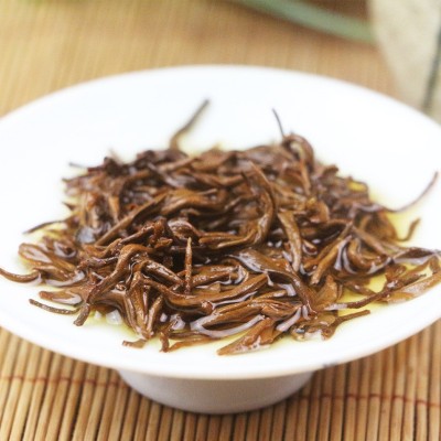 金骏眉红茶武夷山新茶浓香型蜜香黄芽高山金骏眉散装茶叶500g批发图3