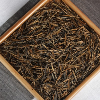 产地批发 云南凤庆早春经典58红茶 一芽一叶松针滇红茶图3