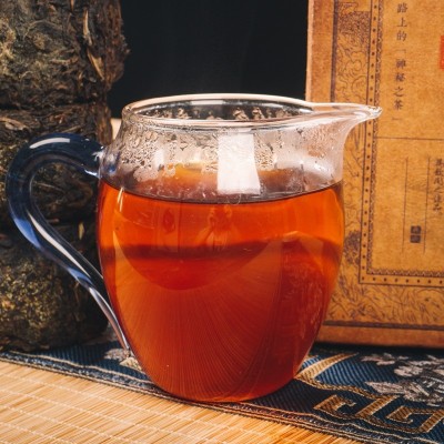 07年原料压制老茶砖 安化黑茶1000克天尖茯2斤金花茶手工茯茶煮茶图2