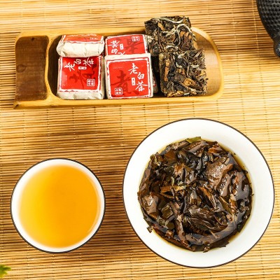 福建老白茶5g松压小砖枣香小茶饼商务白茶便携装茶叶散装图4