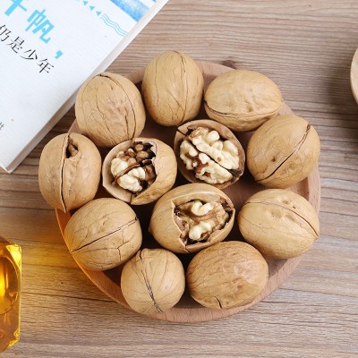 代发纸皮核桃新疆特产一级185核桃零食熬粥煲汤薄皮核桃图4