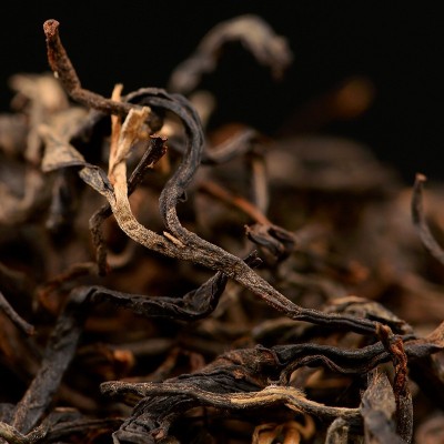 厂家批发2019年春茶易武弯弓晒红散装红茶云南滇红茶图2