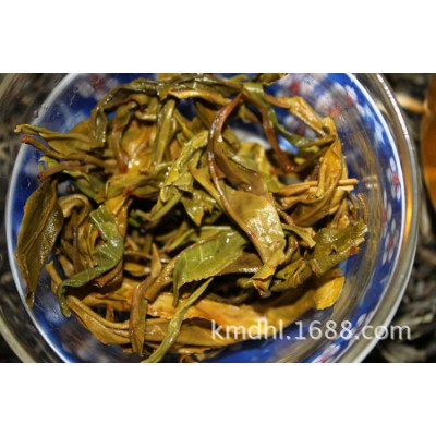 批发云南普洱茶古树茶 西半山 生茶 散茶 茶叶厂家直销图3