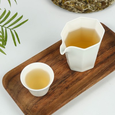 福鼎白茶 2020年高山日晒白牡丹 茶饼 花香300g散装花茶厂家批发图4
