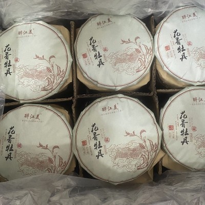 2023年花香白牡丹饼批发新茶福鼎白茶中秋茶礼礼品茶白牡丹茶饼图3