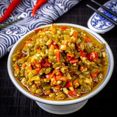 厂家批发老坛剁椒酸豆角拌饭 拌面下饭菜咸菜香辣湖南酸菜酸豆角图3