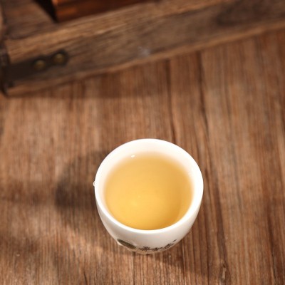 福鼎白茶2021年贡眉饼干茶核心产区老白茶醇厚顺柔霁雪春工厂批发图3