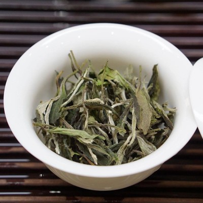 福鼎生态白牡丹 厂家定制白茶白牡丹茶饼 日晒磻溪花香春茶茶叶图3