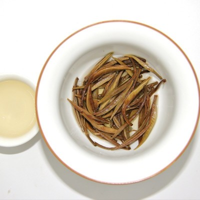 批发云南白茶2023年春茶明前白毫银针头采新茶景谷大白芽 白茶散茶图2