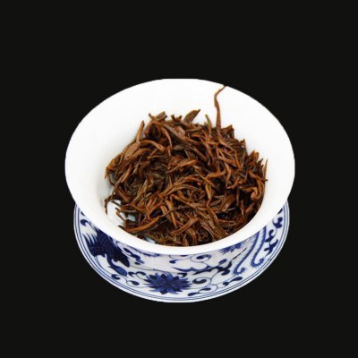 春茶金骏眉红茶花果蜜香黄芽红茶浓香型金芽散装红茶图4