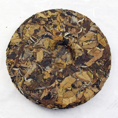 批发云南易武古树白茶357g饼茶紧压茶2020年春贡眉福鼎工艺老白茶图3