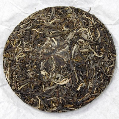 云南易武正山普洱茶 生普饼茶357克生茶 七子饼茶叶 特产厂家批发图2