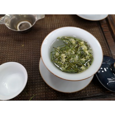 茉莉花茶2023新茶浓香雀舌兰雪散装四川雅益闲飘雪茉莉花茶叶图3