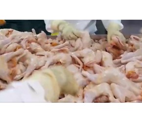 探访食品工厂，让人吃惊的炸鸡生产过程。