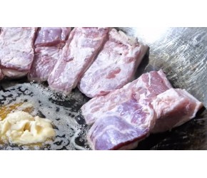 四川民间传统美食，坛子肉这样做，土缸自然发酵，风味真独特！