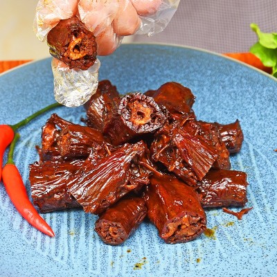 豪荣永泰卤味鸭脖 零食甜辣美味小吃 香味卤汁鸭肉类休闲食品图3