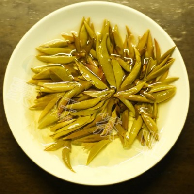 批发云南普洱茶紫芽苞 早春大雪山新茶明前春茶花 蜜香茶叶图4