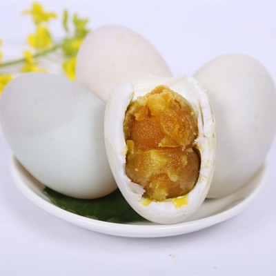 【双黄蛋】贾鲁河咸鸭蛋 流油开袋即食单枚70-100g双黄蛋图3