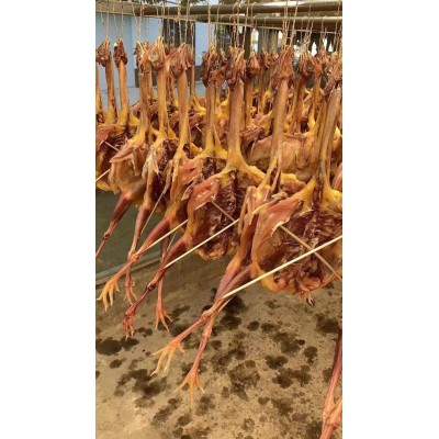 厂家批发湖北荆门风干鸡腊鸡带翅爪老母鸡700G真空包装一件代发图3