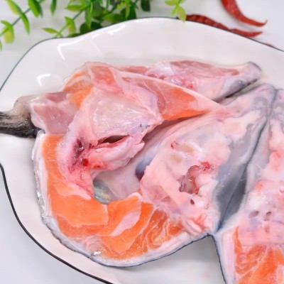 三文鱼头500g/个 批发烧烤炖汤现杀三文鱼头火锅高汤图3