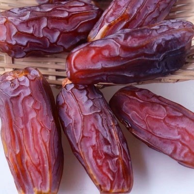 沙特阿拉伯椰枣沙特大椰枣伊朗面包椰枣休闲零食沙特黑椰枣散装批图3