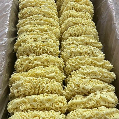 批发桂隆大碗面方便面整箱非油炸商用火锅面炒面饼专用散 装面条图3