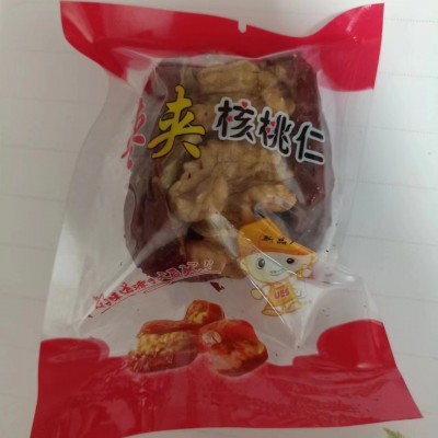 枣夹核桃 批发 散装红枣夹核桃仁新疆特产和田大红枣零食干果核桃图3