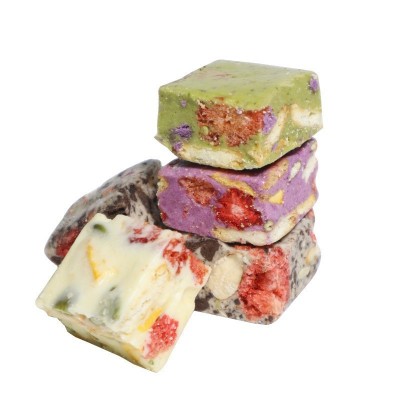 手工奶莓酥草莓冻干牛扎奶酥爆卖雪花酥糕点源头烘培零食批发甜品图5