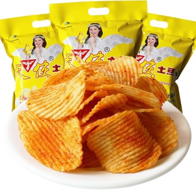 天使土豆片100g大包装云南土豆片麻辣烧烤味原味大波浪薯片洋芋片图2