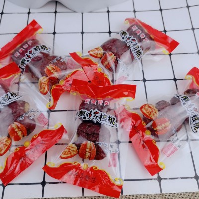 新疆特产灰枣夹核桃500g 独立小包装孕妇零食 2颗装枣夹核桃图2