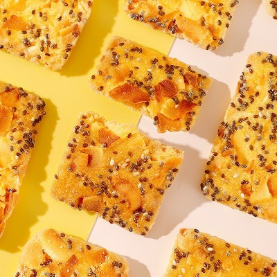 ！奇亚籽椰椰脆片薄脆饼干非油炸高膳食代餐休闲小零红枣高纤夹心图3